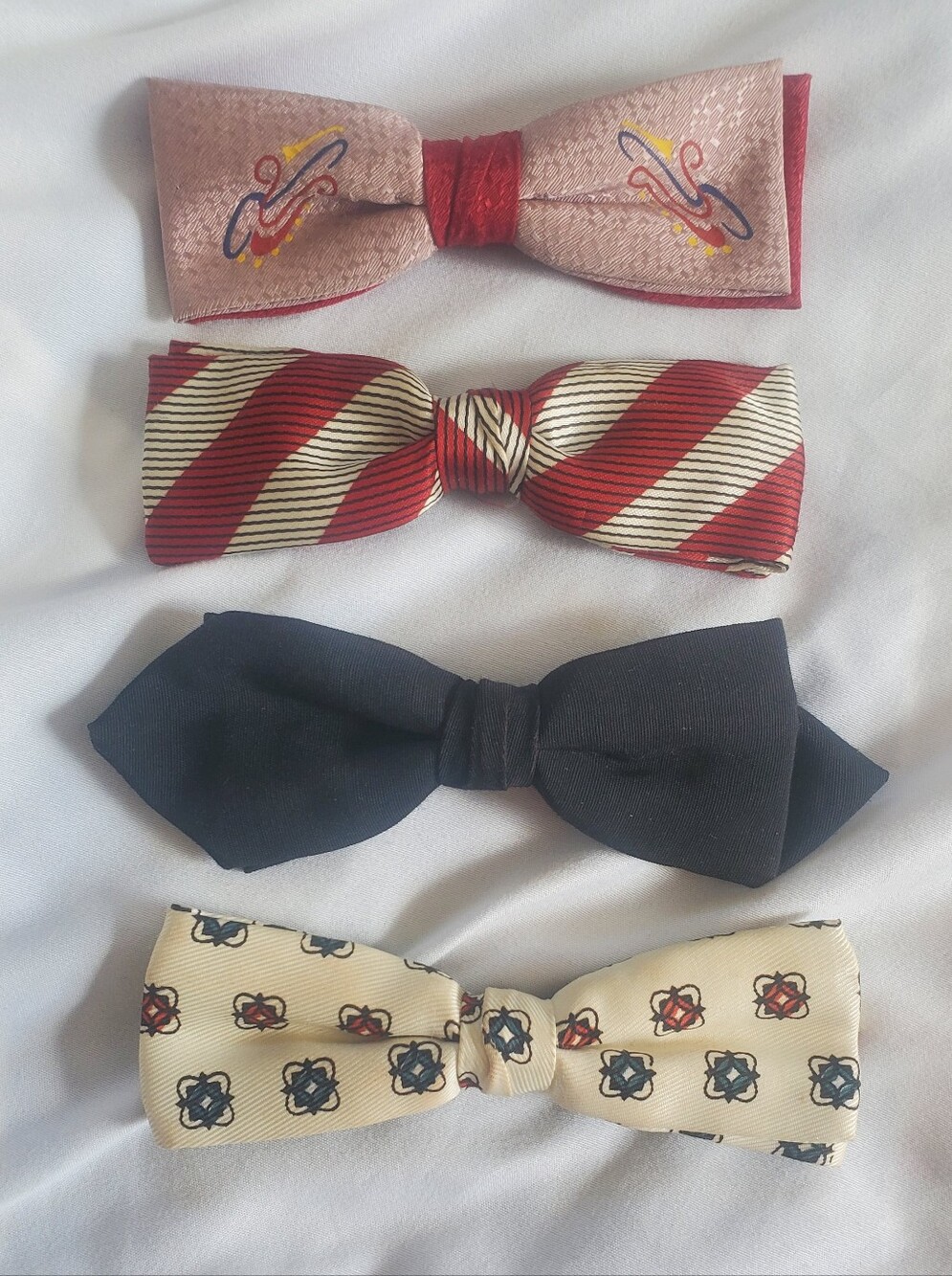 Bow Ties Men's Vtg Mixed Set Dolid Colors Patterns Kalypit Crown Best Clip